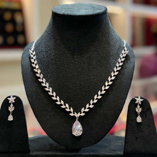 White Solitaire 925 Silver necklace